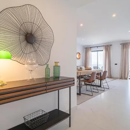 Beautiful In With 2 Bedrooms, Wifi And Outdoor Swimming Pool Apartment Estepona