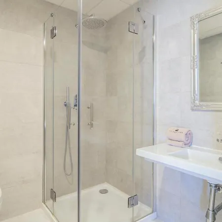 Apartment Beautiful In With 2 Bedrooms, Wifi And Outdoor Swimming Pool Estepona