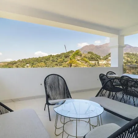 شقة Beautiful In With 2 Bedrooms, Wifi And Outdoor Swimming Pool